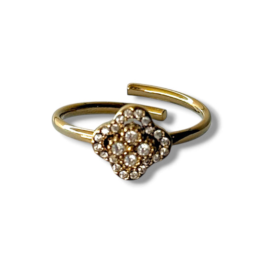 Livia ring