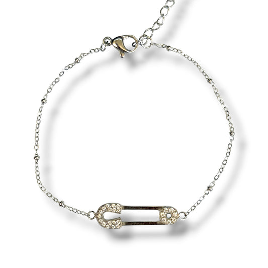 Paperclip armband