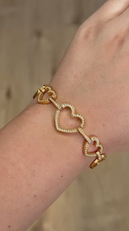 Diamond heart armband